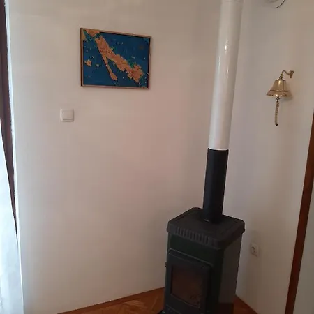 Harbour Apartament *