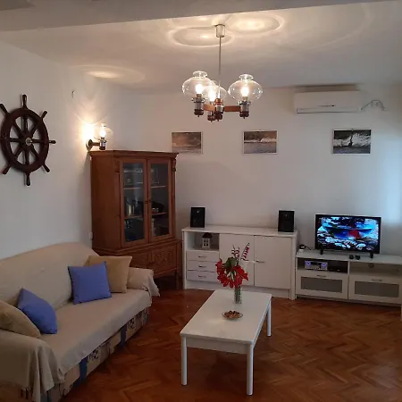 Harbour Apartament Brgulje
